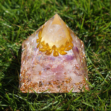 Load image into Gallery viewer, Pyramid | Rose Quartz Copper Flower
