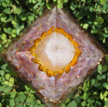 Load image into Gallery viewer, Pyramid | Rose Quartz Copper Flower
